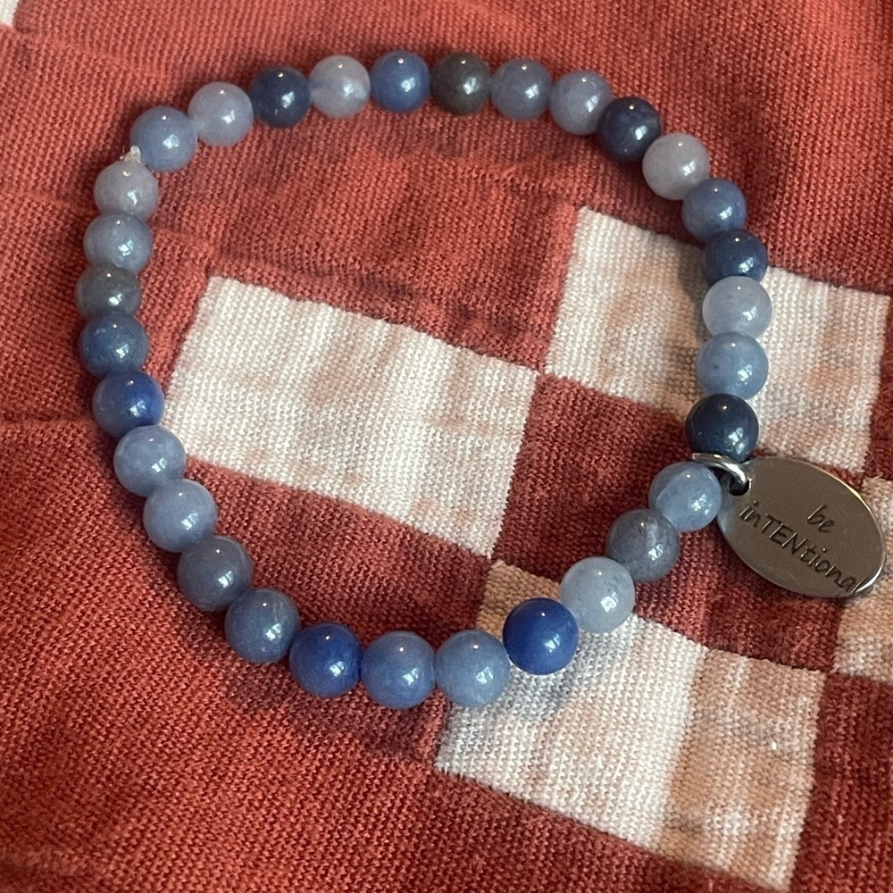 Blue Beaded Bracelet with Inspirational Charm Be Intentional - Picture 3 of 4